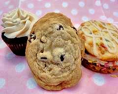 Sweet Spot Bakery (615 N Western Ave)