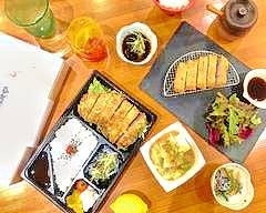 島野菜あんかけとアグー豚のトンカツ「久茂地や」