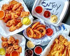 Decoys Neighborhood Bar & Grill