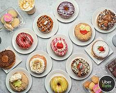 Pink Love Donuts and More (Miami Beach)