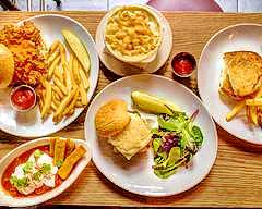 Dijah's Kitchen African Restaurant