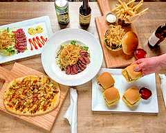 Wood-N-Tap (Wallingford)