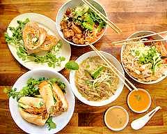 Pho Vallejo