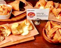 揚げピザ フリッツァ専門店 セモア! Fried pizza Frizza specialty store Seymour!
