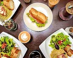 カフェチーポオイト CAFE TIPO8
