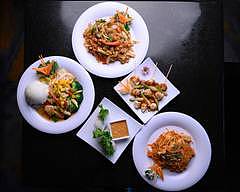 Star Thai & Sushi