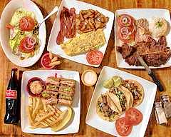 Dona Tere Mexican Antojitos & Tamales (2616 Blodgett St)