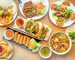Pho Bac Hoa Viet - Stockton Blvd