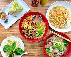 Noodle Market