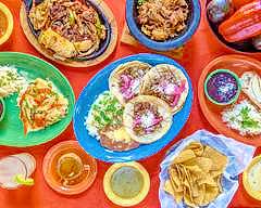Tacos & Pupusas Gonzalez