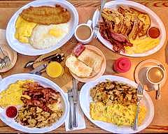Kuzzins Cafe