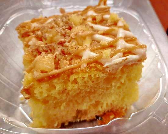 pineapple sundae pound cake