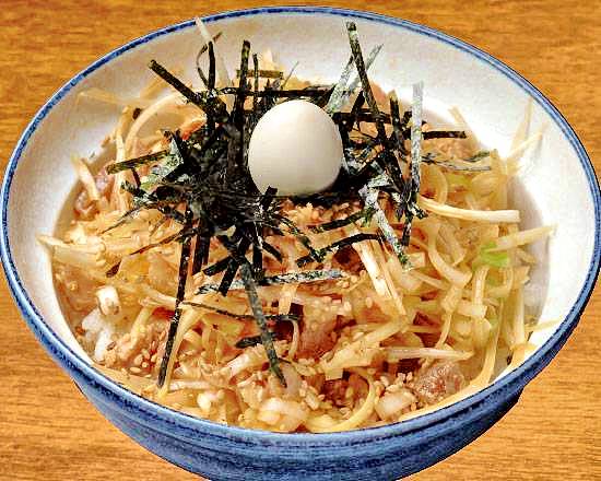 横浜家系ラーメン 町田商店 本店 Pork bone soup ramen Hontenの