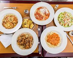 Marcilenos Pizzeria 