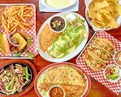 Tacos El Fogon Grill (Paramount)