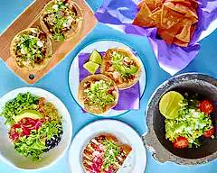 Los Mariachis (East Kenosha St.)