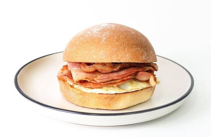 Bacon & Egg Roll | 1184KJ