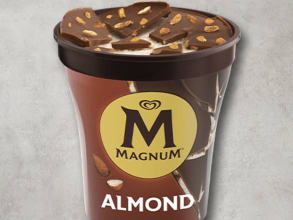 Magnum  Almond 440ml