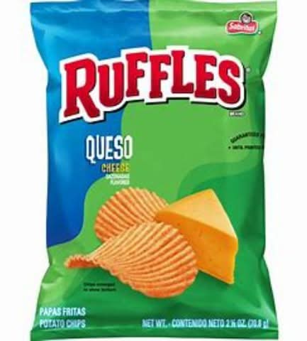 Ruffles Potato Chips Queso 2.5oz