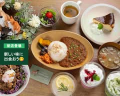 TOTO'S CAFE(トトズカフェ) /ご飯プレート/ケーキ/ドリンク/