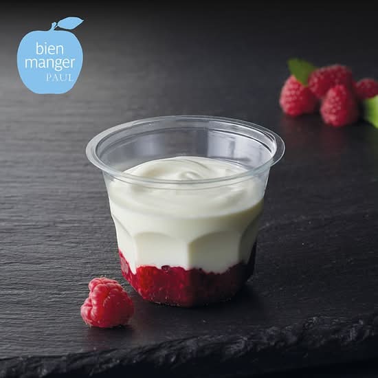 Le fromage blanc aux framboises fraîches