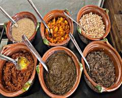 Los Reportados Tacos de Guisado