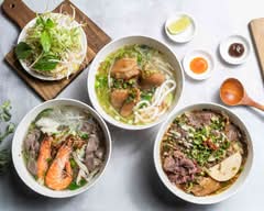 LISA越式順化牛肉米線Món ăn Việt Nam Bún bò Huế Lisa