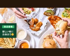   【ハラール認証】はみ出る旨辛チキンバーガー Hangry Joe’s 池袋店
