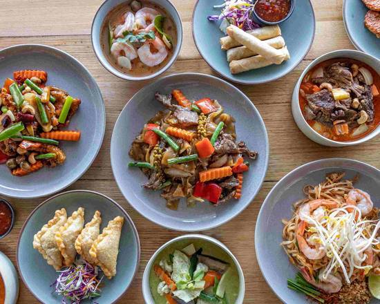 Bangkok Gang Restaurant Menu - Takeout in Melbourne | Delivery Menu ...