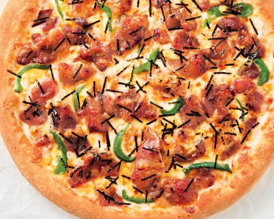 炭火香ばしい 鹿児島県産黒豚ピザ (Mサイズ) Charcoal-flavored Kagoshima Kurobuta Pizza