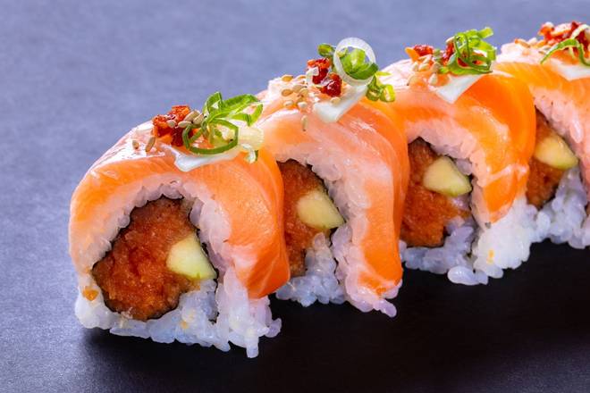 (a003) Lemon Salmon Roll