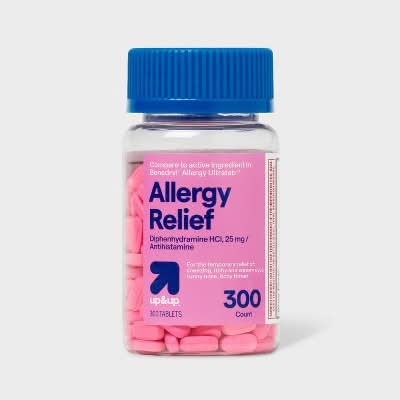 up&up Diphenhydramine Hci, 25 mg Allergy Relief Tablets (300 ct)