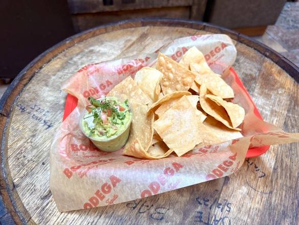 Chips & Guacamole