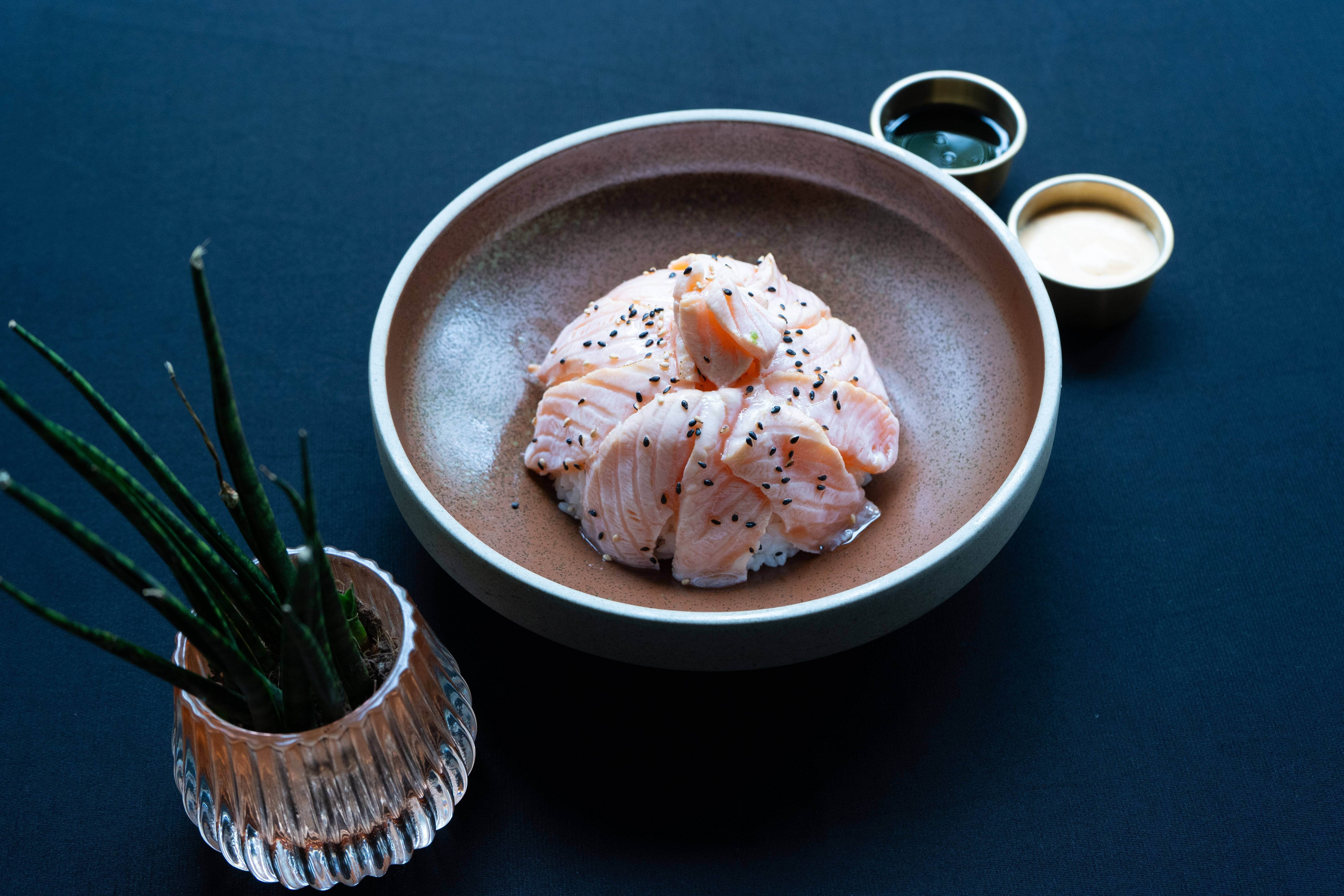 Chirachi Saumon Braisé Cheese