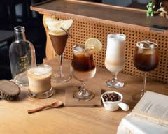 散步路徑霜淇淋 x 咖啡店