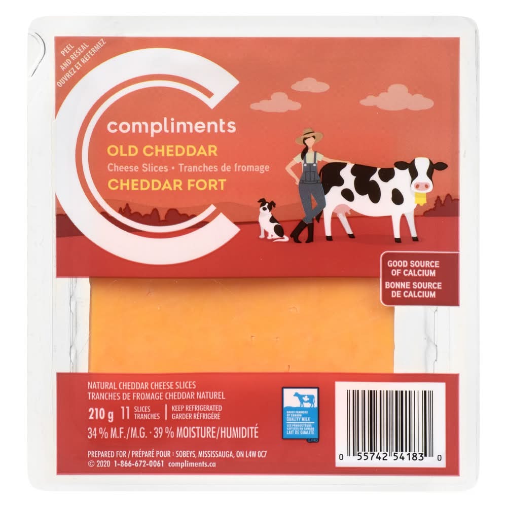 Compliments Old Cheddar Cheese Slices (210 g)