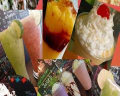 Gala's Bar juices & Smoothies