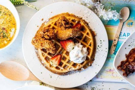 BJ'S CHICKEN AND WAFFLES