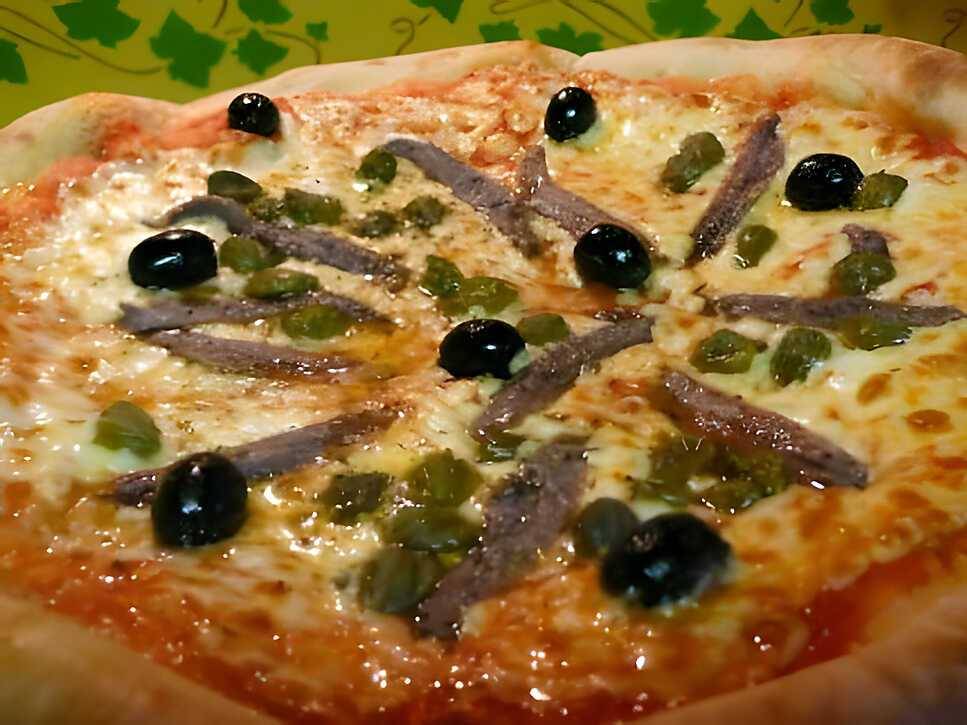 Pizza 🍕 Napolitaine 🐟 senior