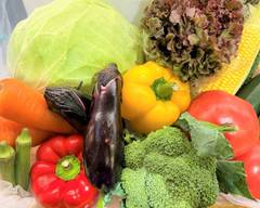 地場野菜取り扱い店「西村商店」/ Local vegetable dealer「Nishimura shop」   