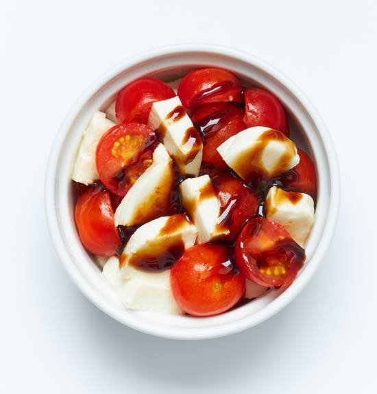 Mozzarella + Tomato