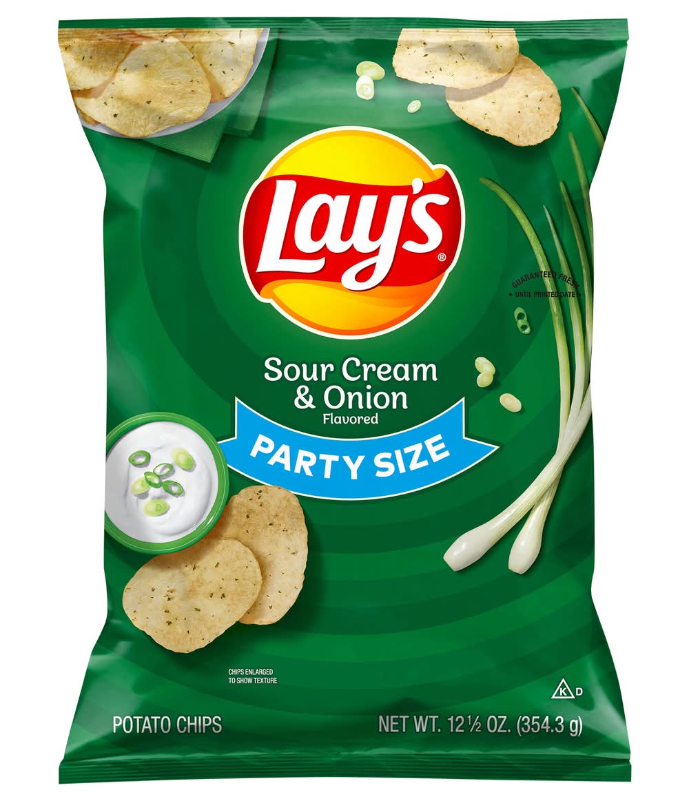 Lay's Potato Chips, Sour Cream & Onion (12.5 oz)