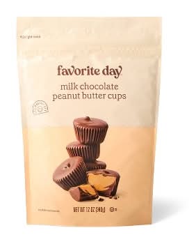 Favorite Day Milk Chocolate Peanut Butter Cups (12 oz)