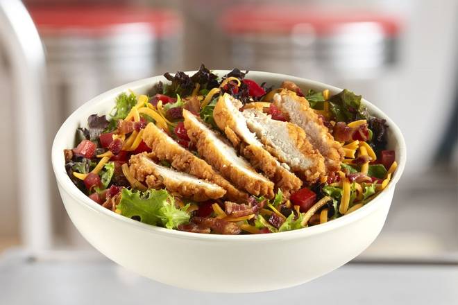 Crispy Chicken Club Salad