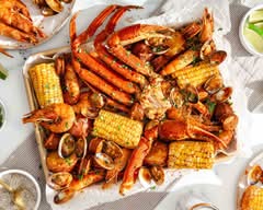 Crabplug Seafood Bar & Grill (2917 Georgia Avenue NW)