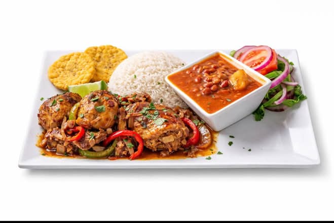 Arroz,Habichuela y pollo guisado