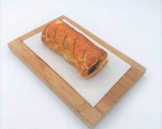 Deli By Shell All-Butter Puff Pastry Sausage Roll (6")