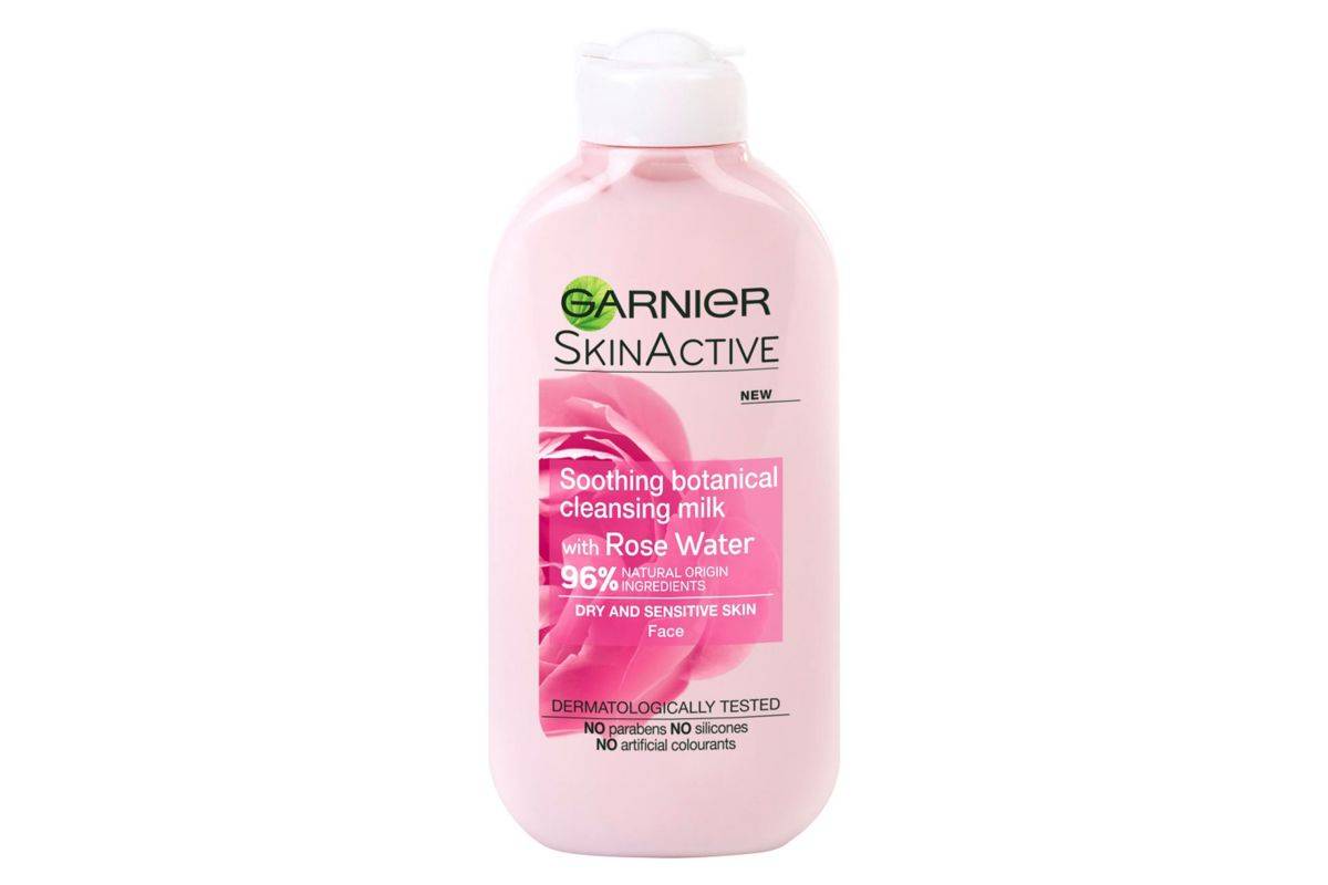 Garnier Natural Rose Water Cleansing Milk Sensitive Skin 200ml