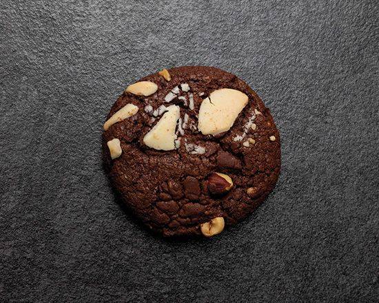 Cookie double chocolat et noisettes