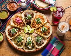 Tacos de Guisado (El Nieblas)